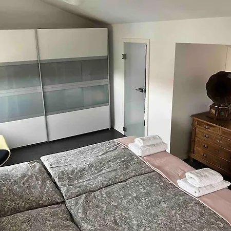 Traumwohnung Mit Grosser Dachterasse