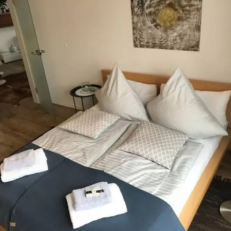 Traumwohnung Mit Grosser Dachterasse モーフェルデン・ヴァルドルフ