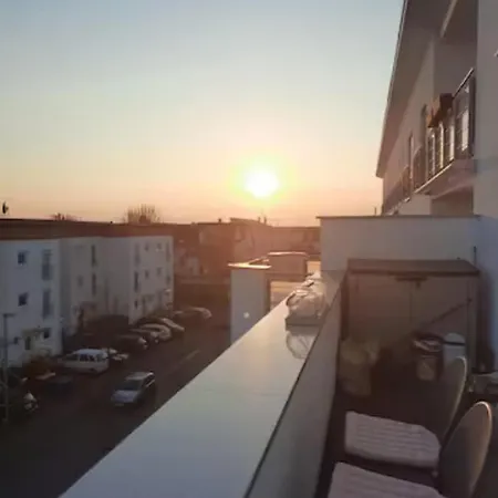 Traumwohnung Mit Grosser Dachterasse *