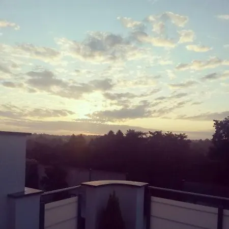 Traumwohnung Mit Grosser Dachterasse モーフェルデン・ヴァルドルフ